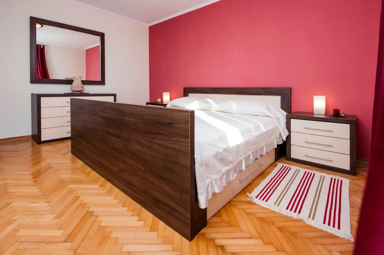 Apartment Nika 로비니 외부 사진